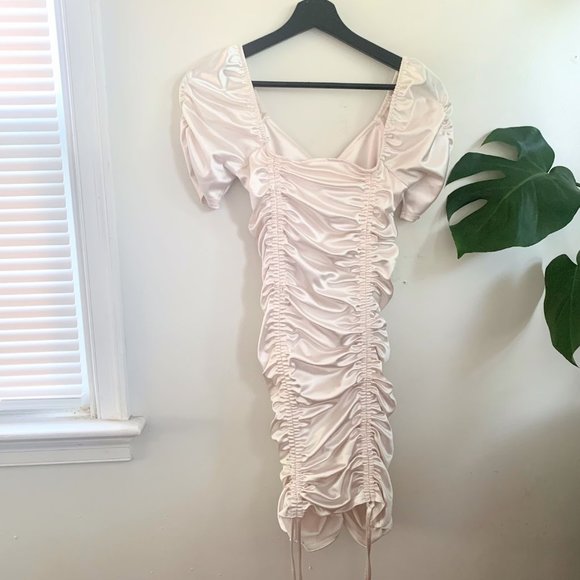 4S13NNA Silky Pearl Champagne White Bodycon Ruched Mini Susanna Dress - Picture 2 of 6